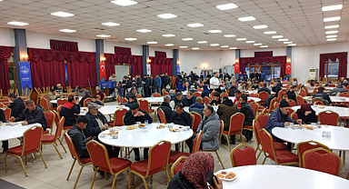 Başkan Şahin, her yıl olduğu gibi bu yılda Ramazan Sofrasının kurulduğunu açıkladı