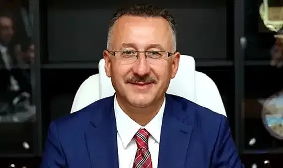 Adapazarı Belediye Başkanı Mutlu Işıksu AK Parti'den istifa etti