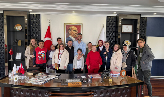 Başkan Şahin'e Aynı Gün, İki Anlamlı Buluşma