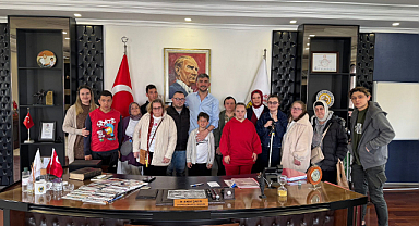 Başkan Şahin'e Aynı Gün, İki Anlamlı Buluşma