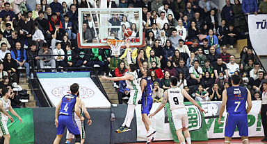 Büyükşehir basketbol yarı final serisine galibiyetle başladı