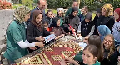 Okullarımız İyilikte Yarışıyor: Şehit Yılmaz Ercan Kız Anadolu İmam Hatip Lisesi'nden Camilerde Hijyen İçin 