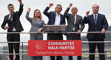 Özgür Özel'den Karabük'te iktidar mesajı: Sandık gelecek, bu meydan hakkını alacak
