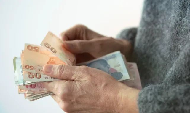 Emekli ve Memur Zammında Kritik Viraj! Ankara Kulislerinden Kara Haber Geldi