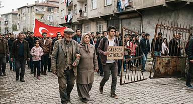 Ben Yürürüm Memleket